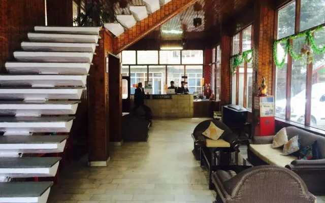 Hotel Hadimba Palace Manali