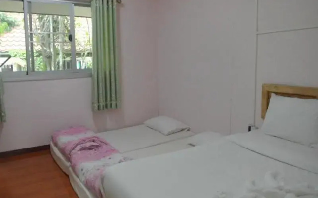 Baansuan Restaurant and Resort