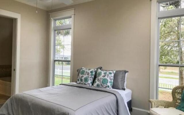 99 Steps - 3 Br Home