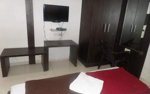 Hotel New Punjab