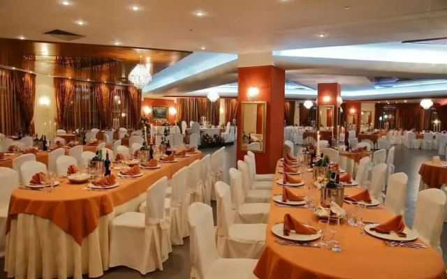 Kristall Palace Hotel