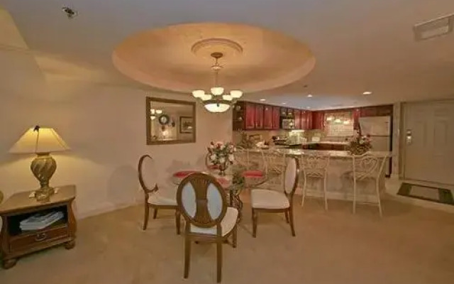 Gatehouse Condos 704