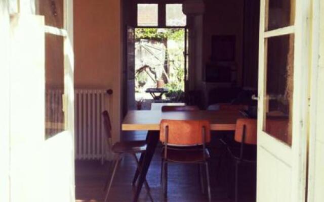 La Maison De La Rive Gauche