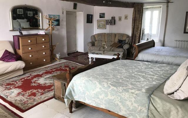 Wisteria House Bed & Breakfast