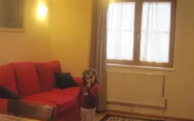 House Arianna