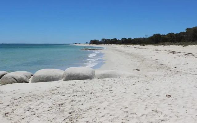 Broadwater Beach Getaway