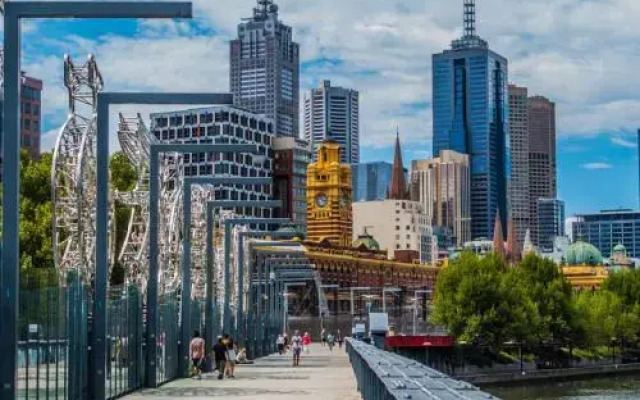 Roomerang at Southbank Boulevard 14