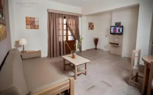 Aphrodite Luxury Studios & Apartments