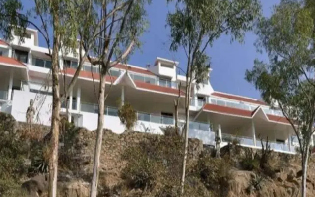 Aranya Hill Resort