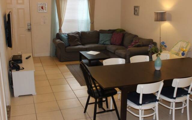 ACO FUN - 3bd townhome (1514)