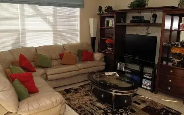 King Palm Circle Villa 8008