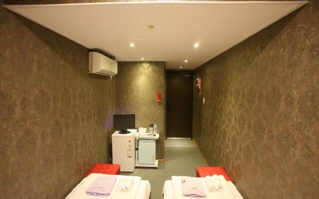 Shinhwa Premium Guesthouse