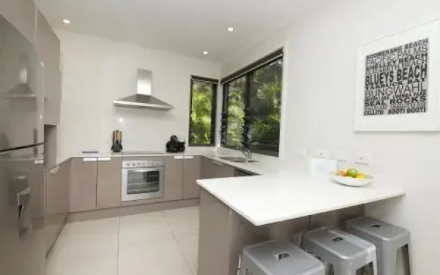 Boom 6 Boomerang Beach