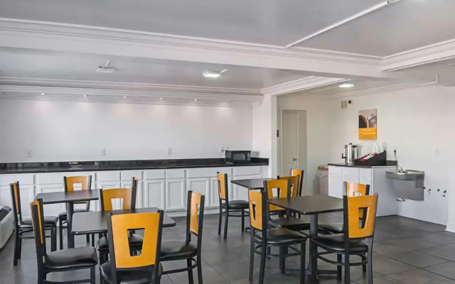 OYO Hotel Baton Rouge East I-12