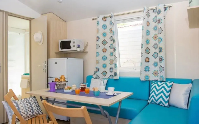 Camping  Le Bois Damour