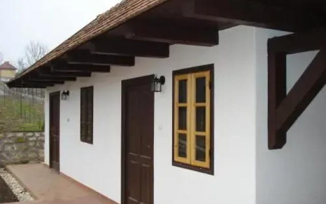 Kemencés Vendégház