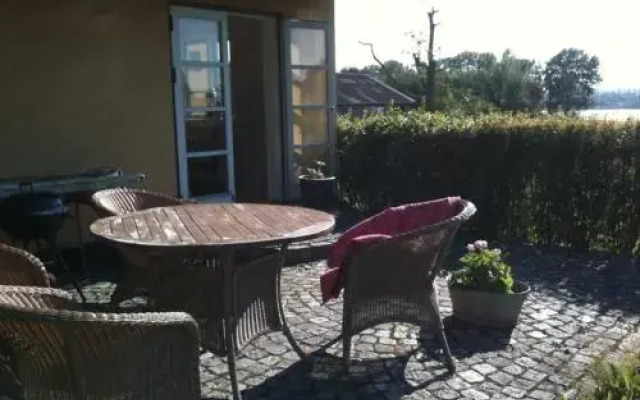 Grastenhus Guesthouse