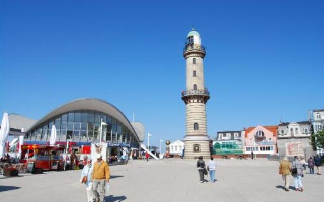 Ferienwohnung Warnemünde L (S2)