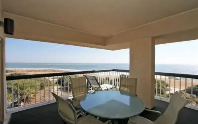 Ocean Club 4409 by RedAwning