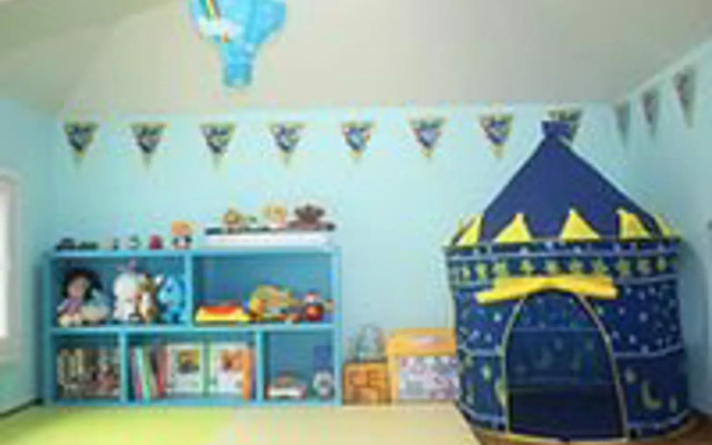 Yangyang Blue Ara Pension