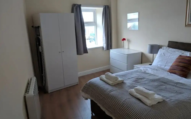 Lawrence House Apartments