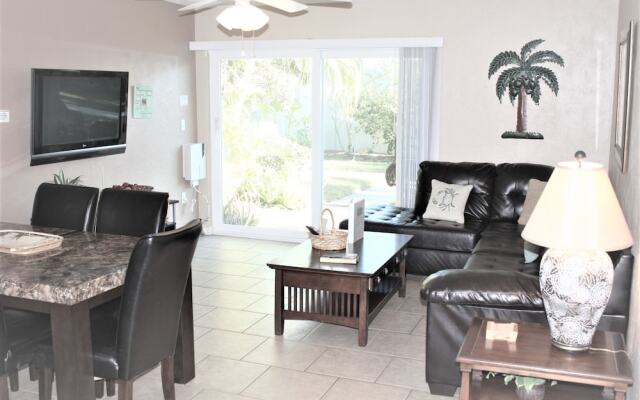 Jamaica Royale - 090 - 2 Br Condo