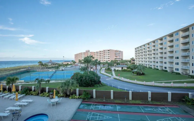 Inlet Reef 210 2 Bedroom Condo by RedAwning