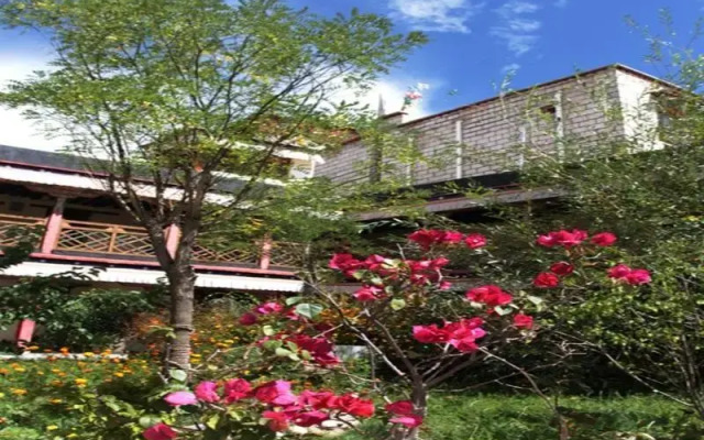 Yabshi Phunkhang Heritage Hotel