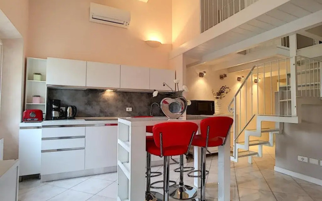 Le Duplex by Nestor&Jeeves