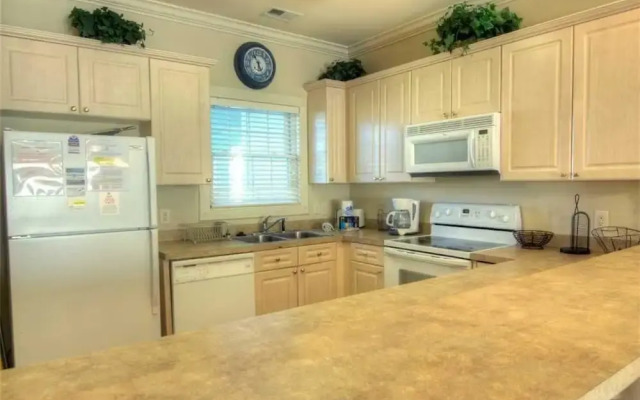 Magnolia Pointe 302-4869 by RedAwning