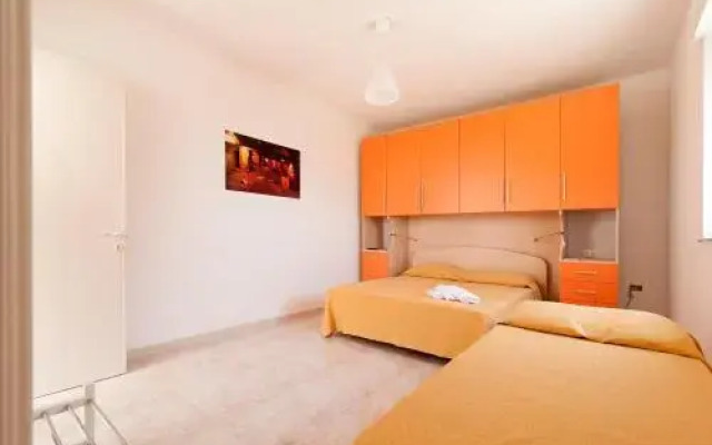 Orange Marini Studio
