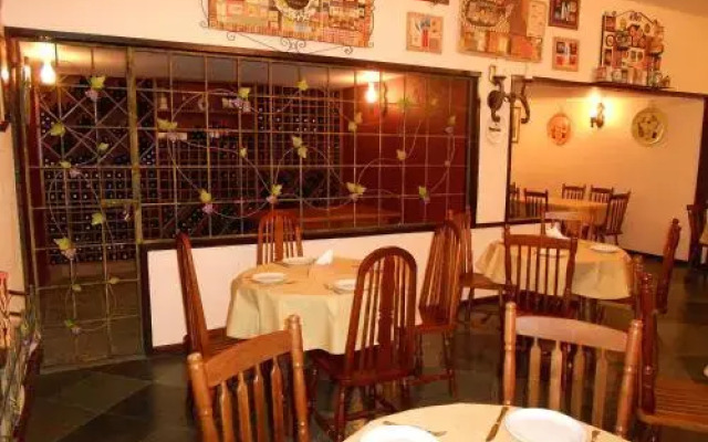 Country Ville Hotel