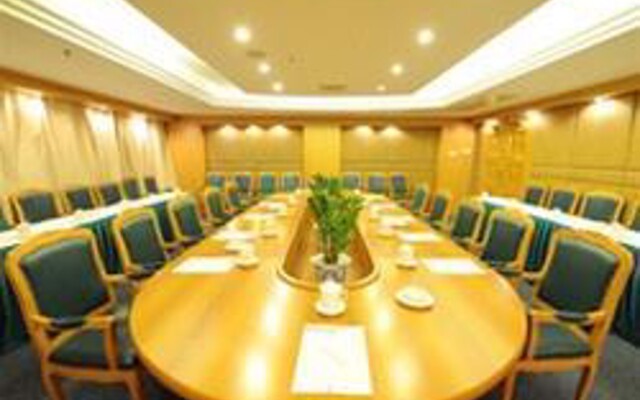 Fortune Land Hotel