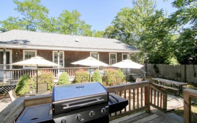 Beach-Central Cape Cod Duplex by RedAwning