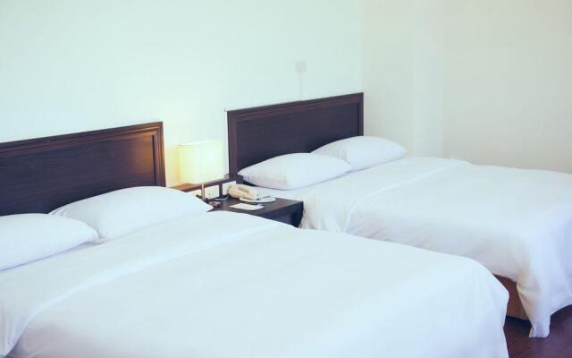 Chi Chi Hotel