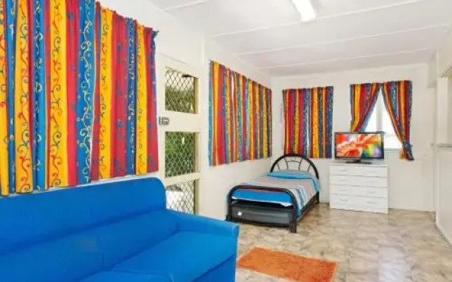 Wheelchair Friendly with water views - Welsby Pde, Bongaree