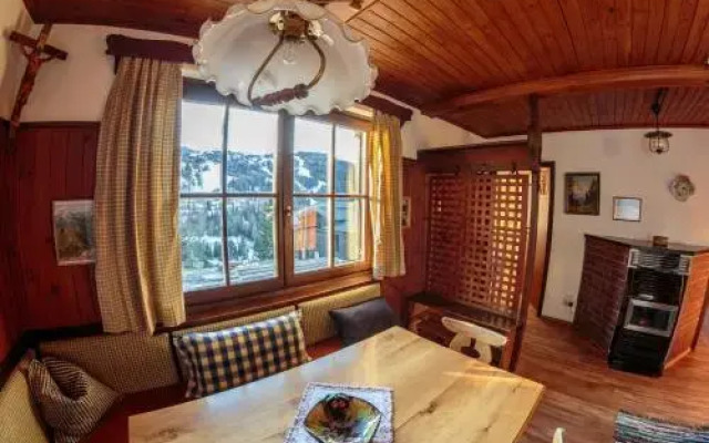 Sölle Enzian Hütte