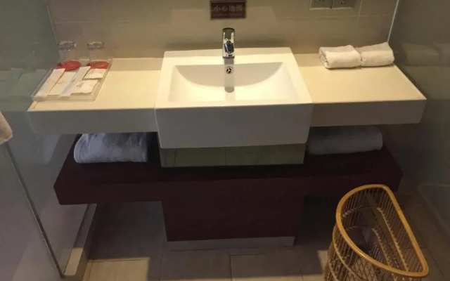 Shenzhen Runyuan Fashion Hotel