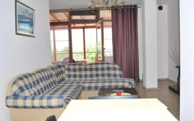 Apartment Plaisir
