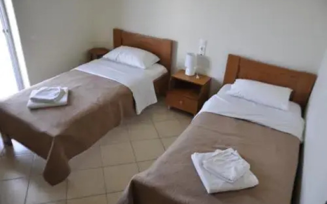 Hotel Prinos