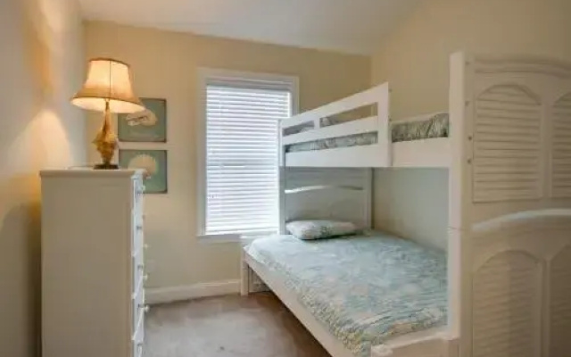 1602 Sunburst 111 Home