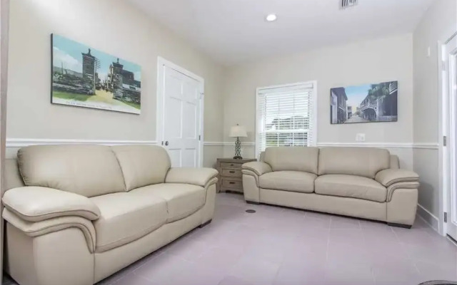 Living The Dream - Studio Condo