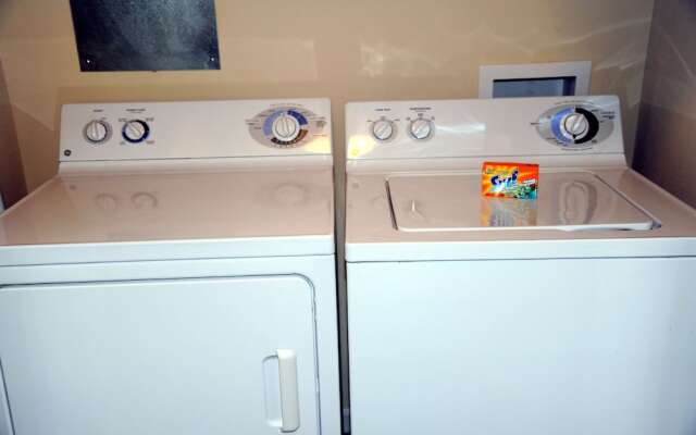 Legacy Towers-Legacy II 405