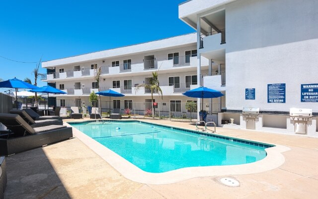 Superior Point Loma Suites by Sonder