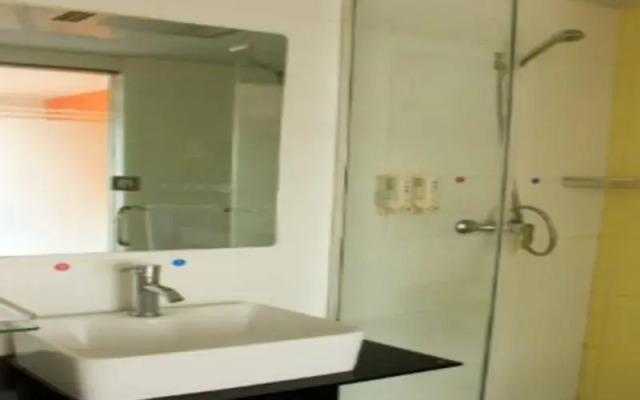 7 Days Inn Zhenjiang Xin Qu Da Gang