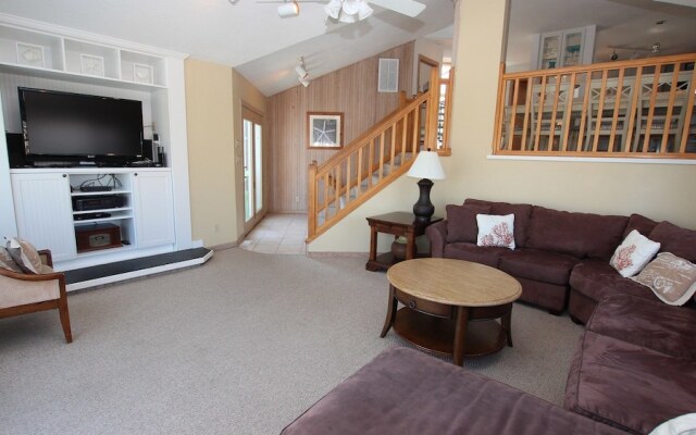 Beachwalk - 5 Br Home