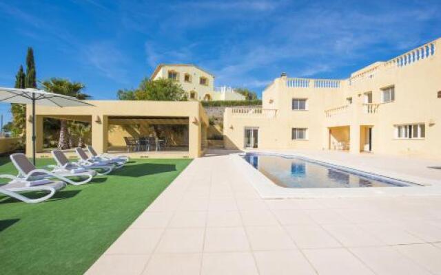 Villa Mercedes - Plusholidays