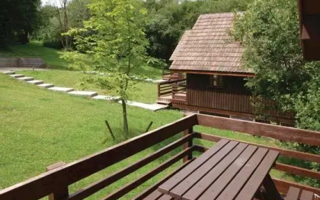 Eastcott Lodges