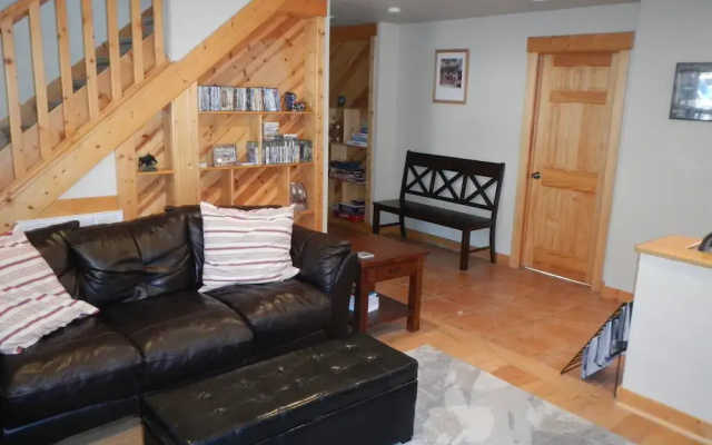 Heart of Truckee - 4 Br Home