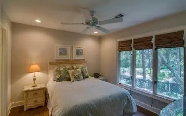 Inlet Cove 32 by RedAwning